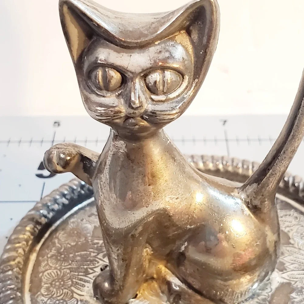 Vintage Silver Plated Cat Ring Holder on Etched Trinket Tray 3.5